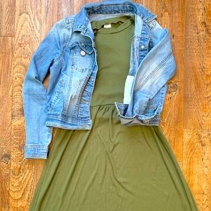 Celebrity pink girl’s jean & dress